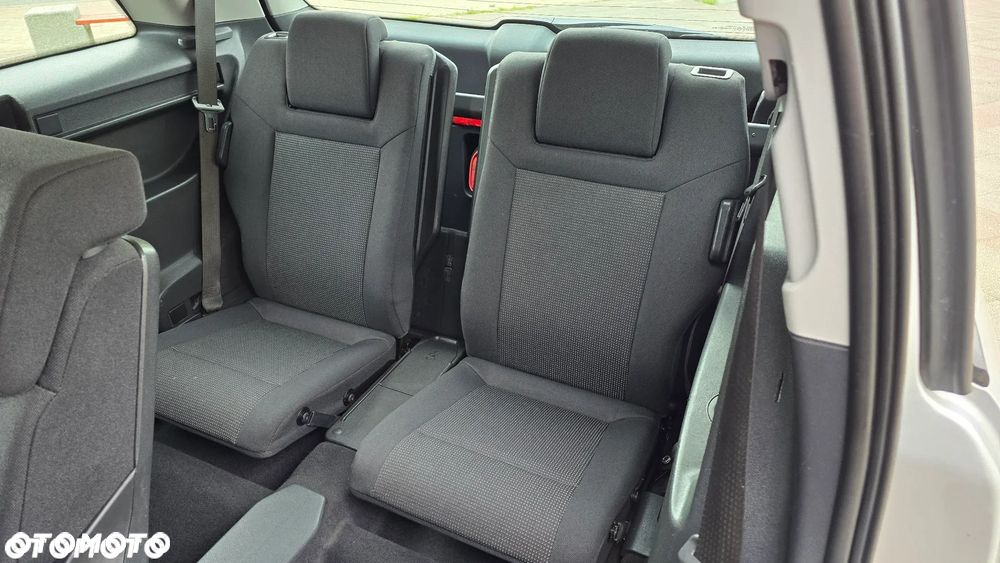 Opel Zafira - 26