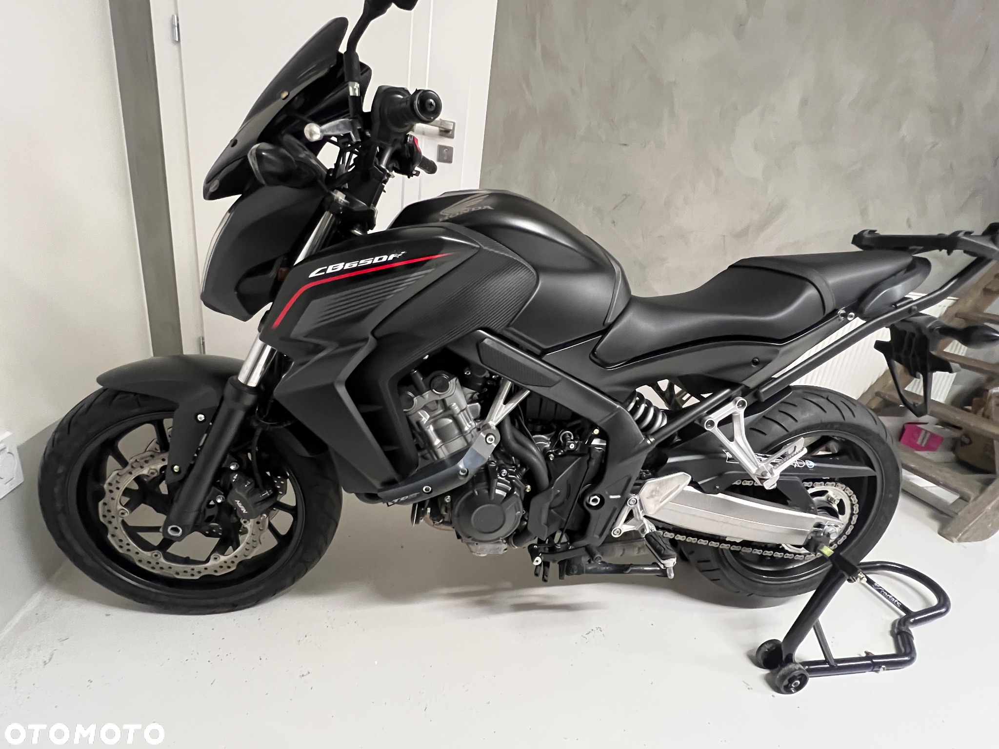 Honda CB - 11