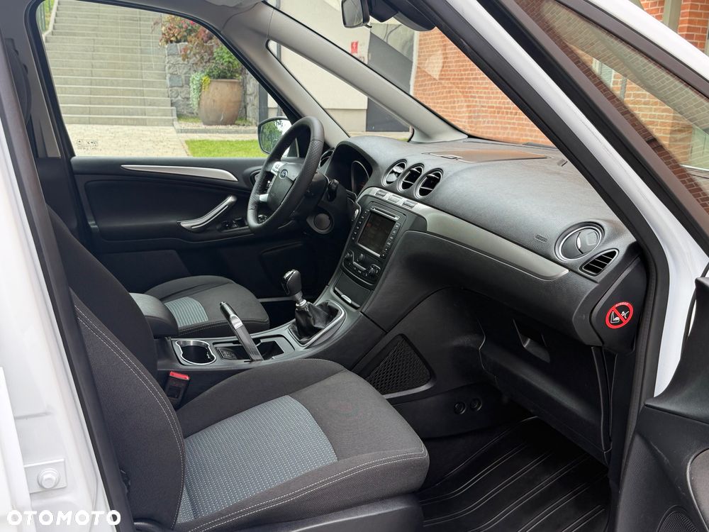 Ford Galaxy 2.0 TDCi Titanium - 13