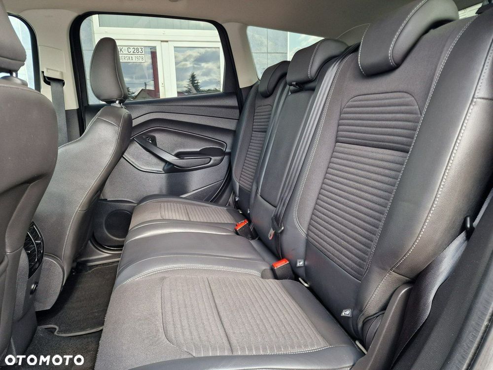 Ford Kuga 1.5 EcoBoost 2x4 Titanium - 21