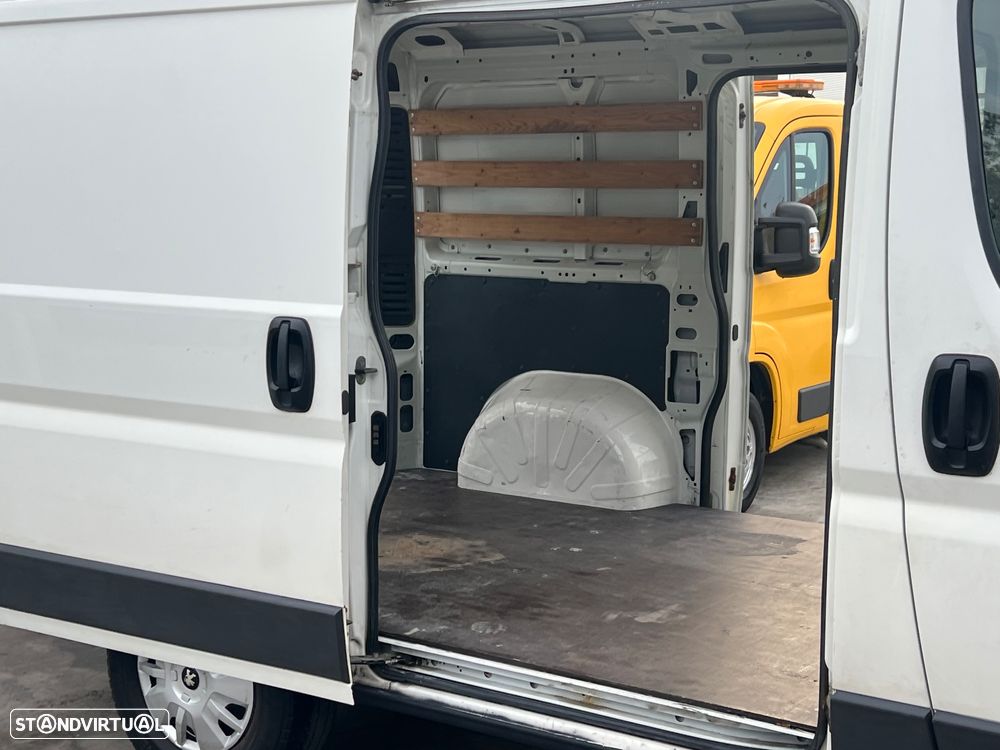 Peugeot Boxer 2.2Hdi L1H1 2 Portas laterais - 11