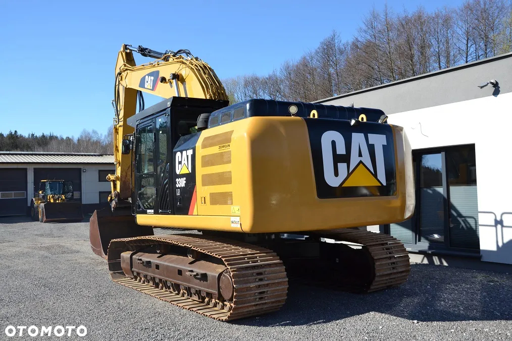 Caterpillar CAT 330 F - 7