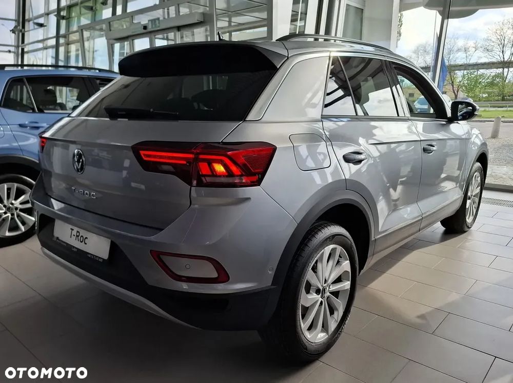 Volkswagen T-Roc - 3