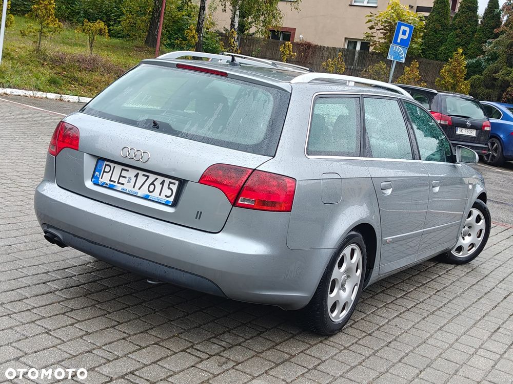 Audi A4 - 4