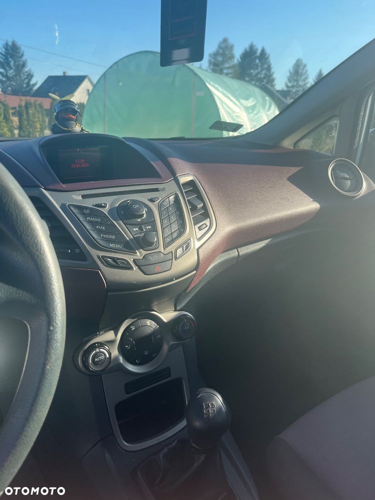 Ford Fiesta 1.6 TDCI Connection - 9