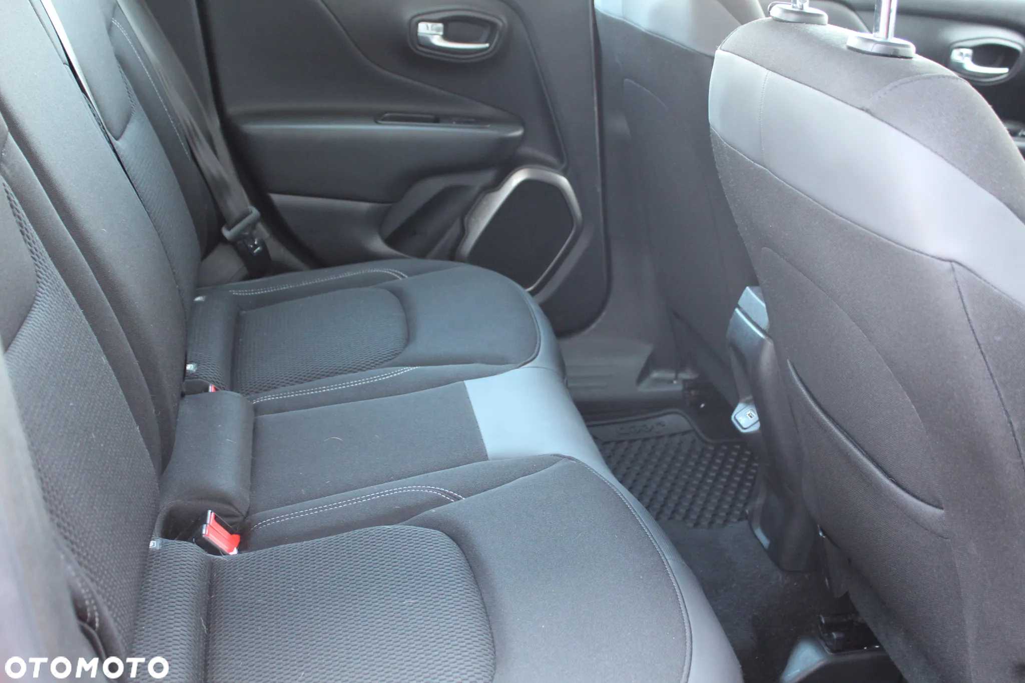 Jeep Renegade 1.3 GSE T4 Turbo Limited FWD S&S - 16