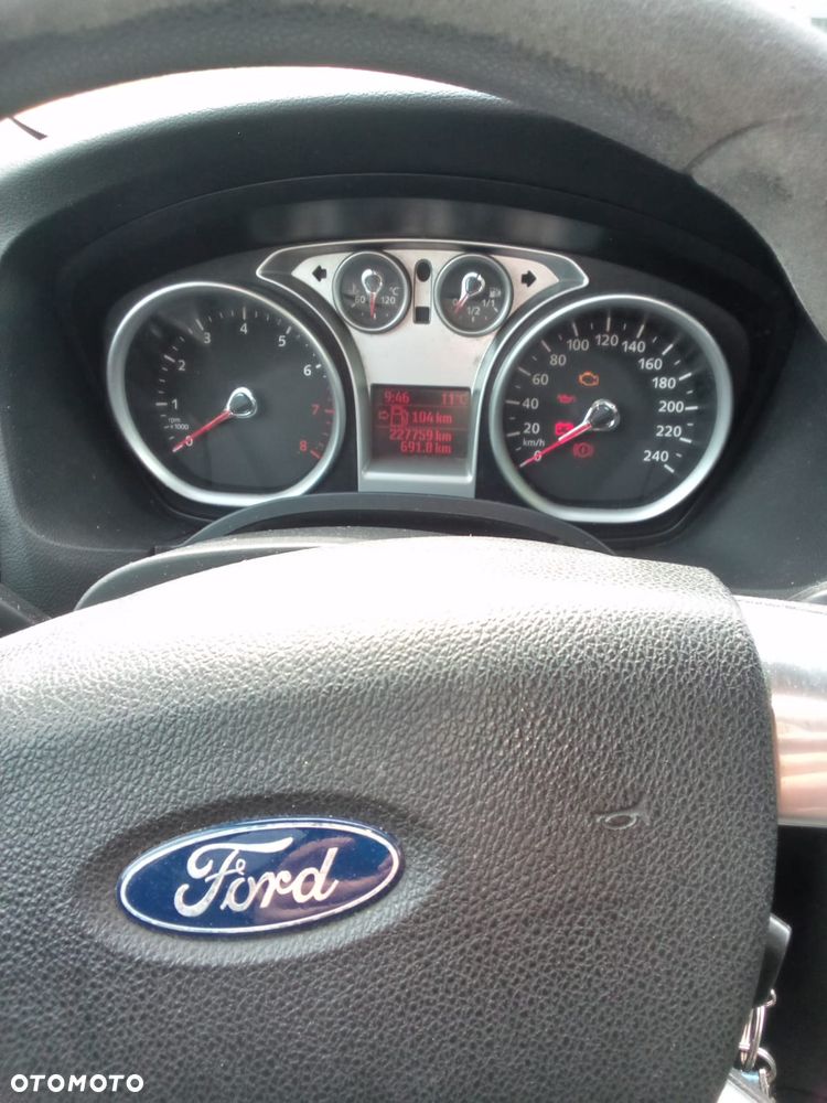 Ford Focus 1.6 Comfort - 8