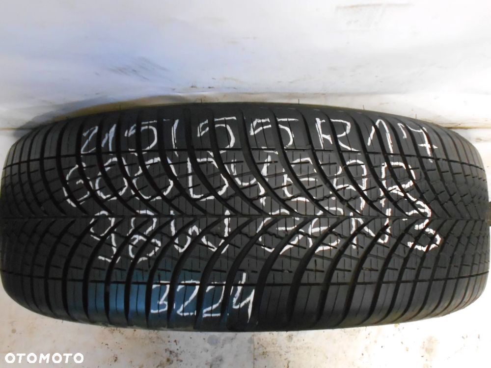 OPONA POJEDYNKA 215/55R17 GOODYEAR VECTOR 4 SEASONS GEN 3 DOT 3224 8.4MM - 1