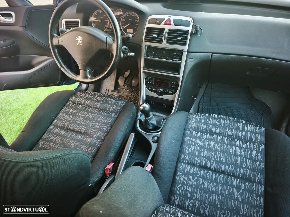 Peugeot 307 Break - 12