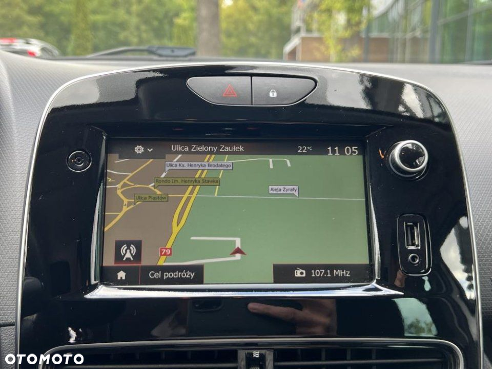 Renault Clio - 16