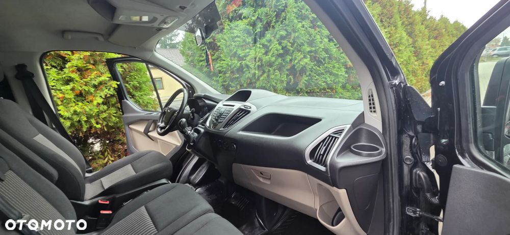 Ford Transit Custom 290 L2H1 Limited - 27