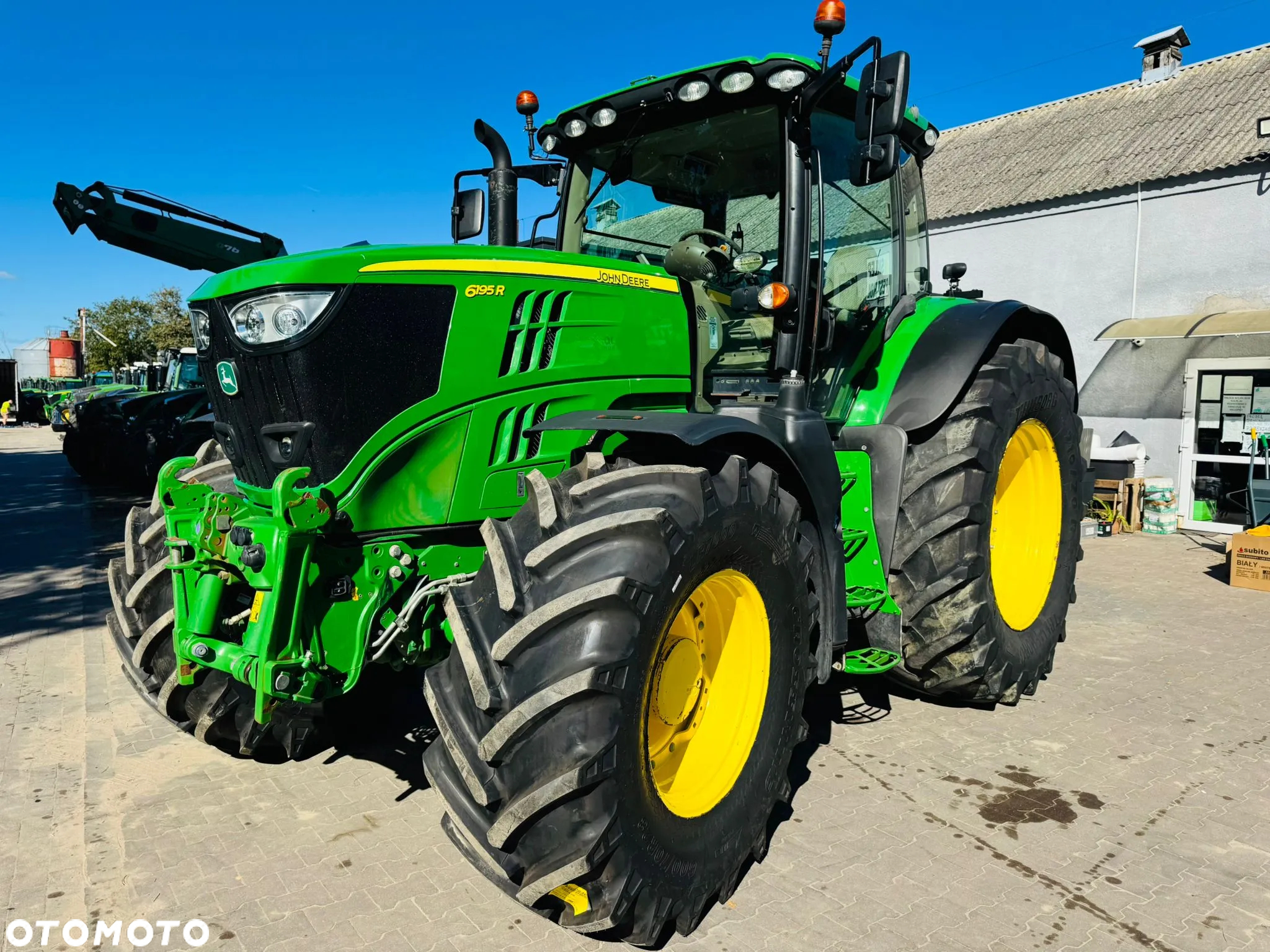 John Deere 6195R - 3