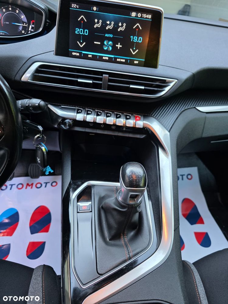 Peugeot 5008 - 27