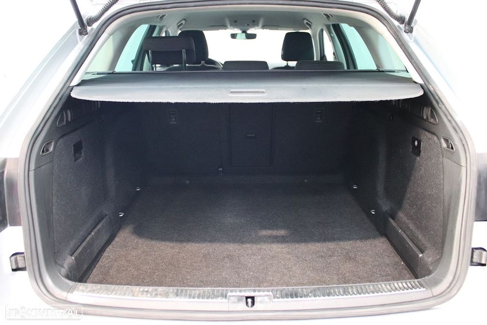 Skoda Superb Break 2.0 TDI Ambition - 24