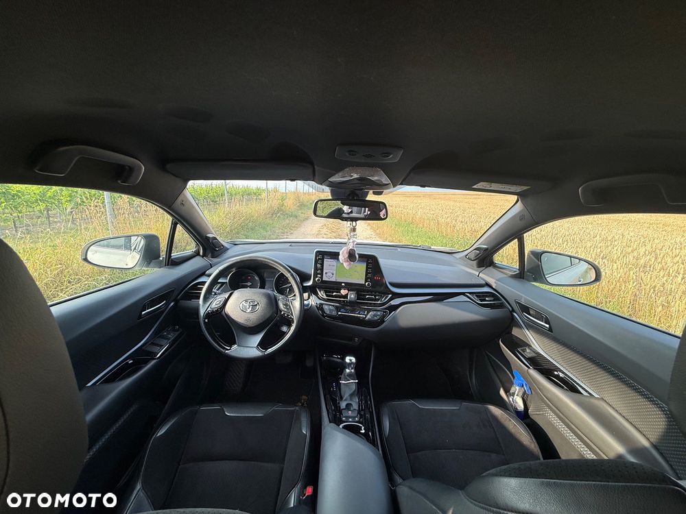 Toyota C-HR - 10