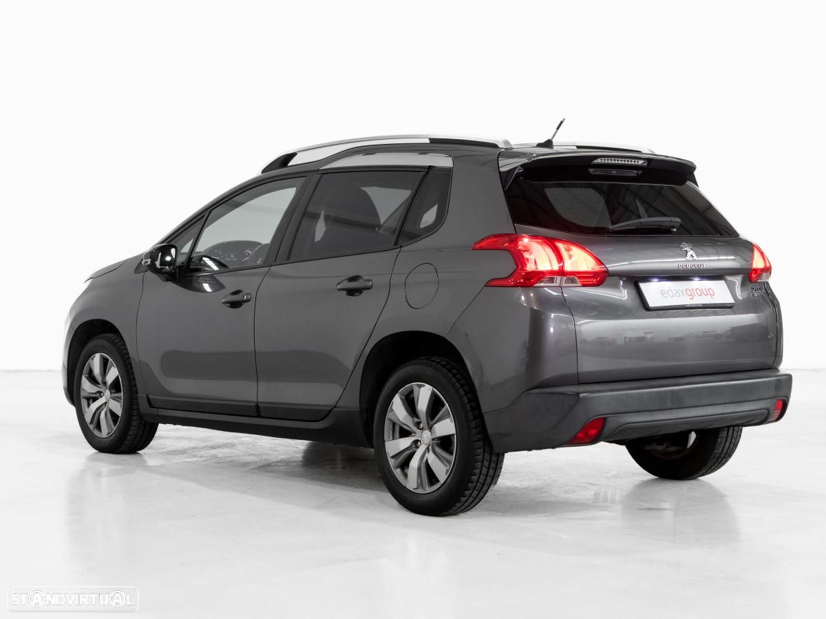 Peugeot 2008 - 4