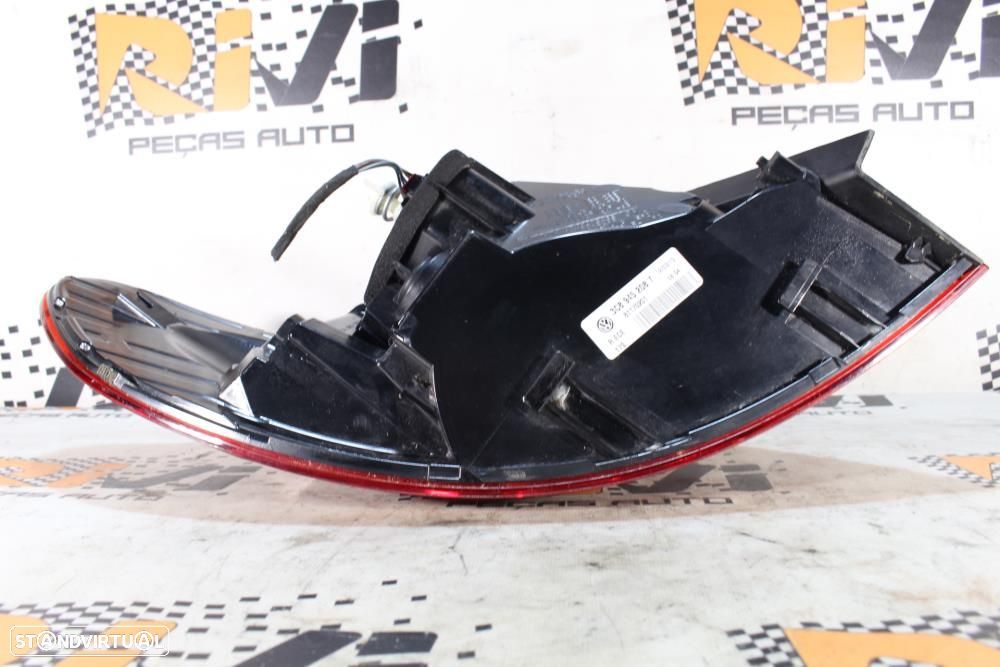 Farolim Direito Volkswagen Cc (358)  3C8945208t / 81170201 / Chassi Pa - 7