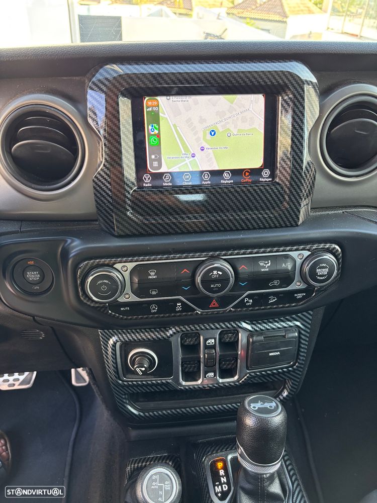 Jeep Wrangler - 13