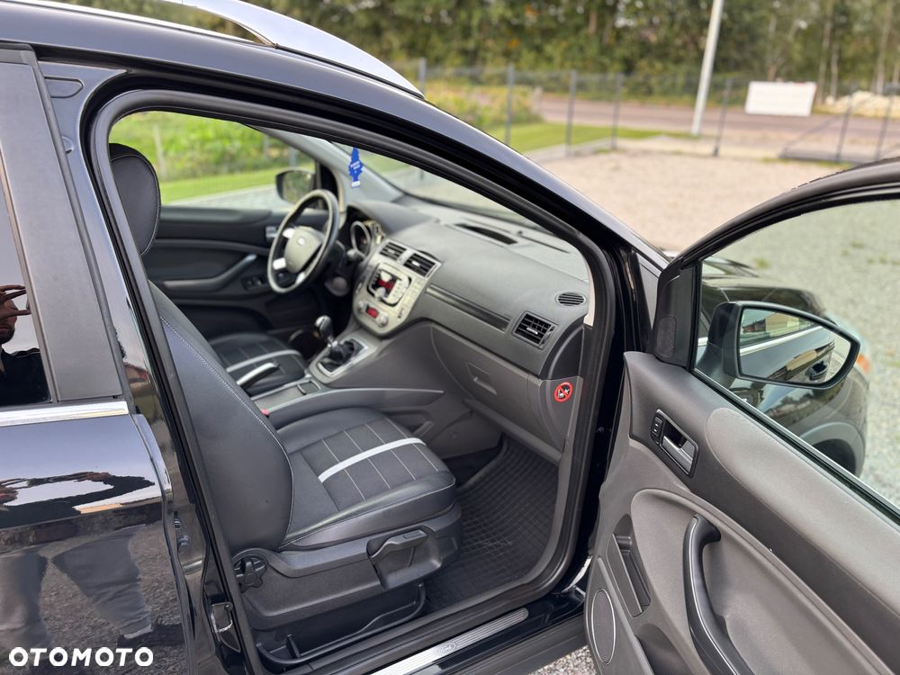 Ford Kuga - 9