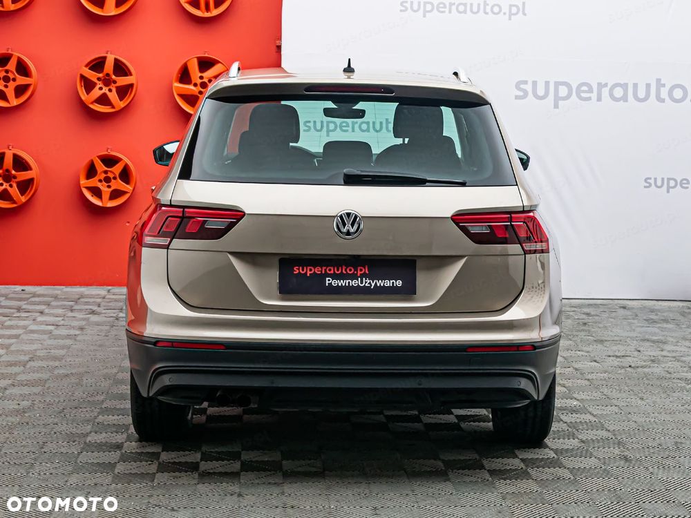 Volkswagen Tiguan 2.0 TSI 4Mot IQ Drive DSG - 6