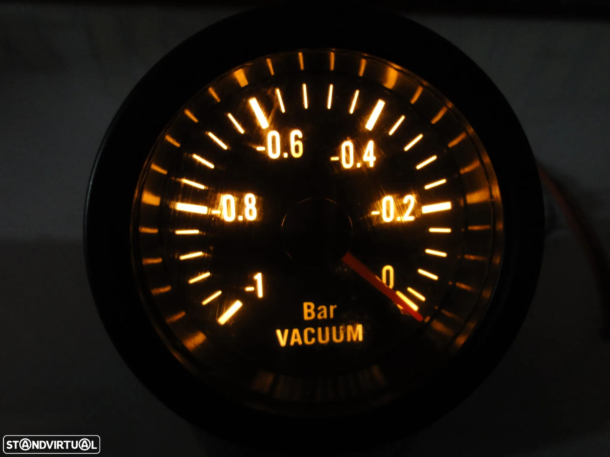 Manómetro fundo preto estilo VDO / Od school disponível em Amperímetro, pressão do turbo, pressão do oleo, temperatura do oleo, temperatura da água, voltagem, vacuo - 49