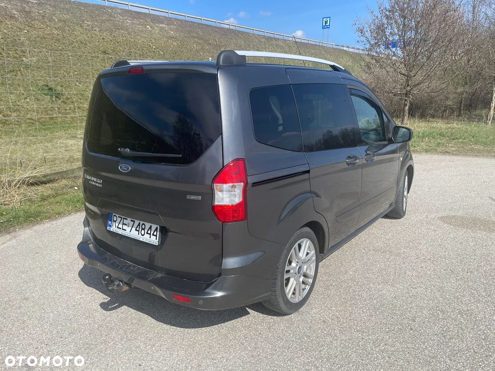 Ford Tourneo Courier 1.0 EcoBoost Titanium - 3