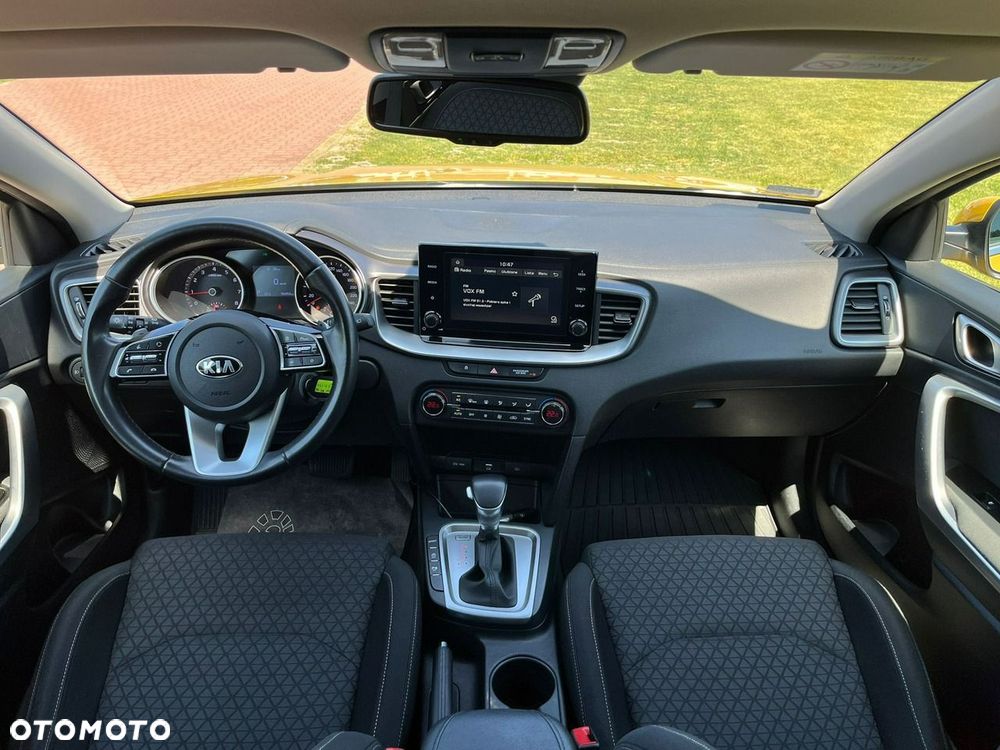 Kia XCeed - 33