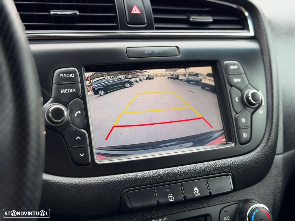 Kia Ceed SW 1.6 CRDi GT Line - 4