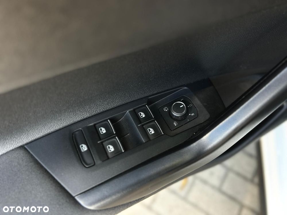 Volkswagen Polo 2.0 TSI GTI - 11