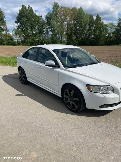 Volvo S40 D4 R-Design - 2