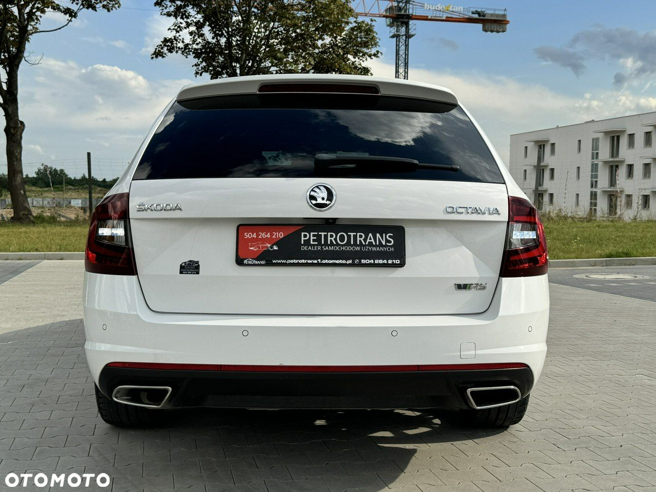 Skoda Octavia Combi 2.0 TDI DSG RS - 10
