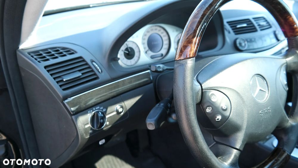 Mercedes-Benz Klasa E 220 CDI Automatik Avantgarde - 23