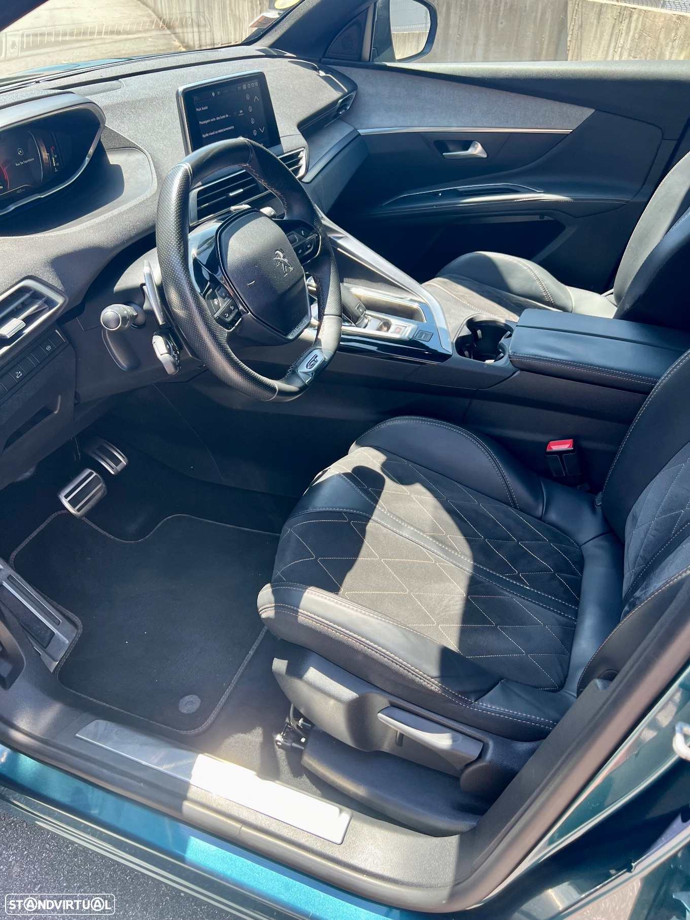 Peugeot 5008 BlueHDI 180 EAT6 GT - 11