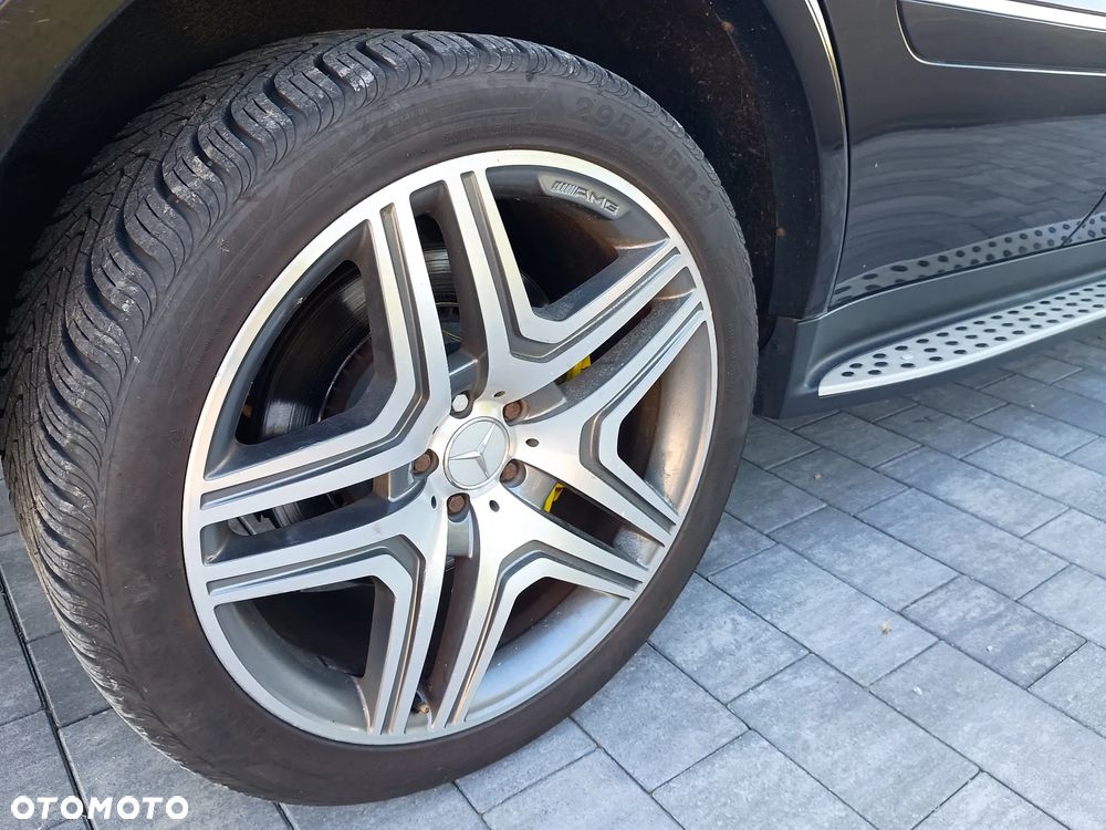 Mercedes-Benz ML 63 AMG 4Matic 7G-TRONIC 10th Anniversary - 11