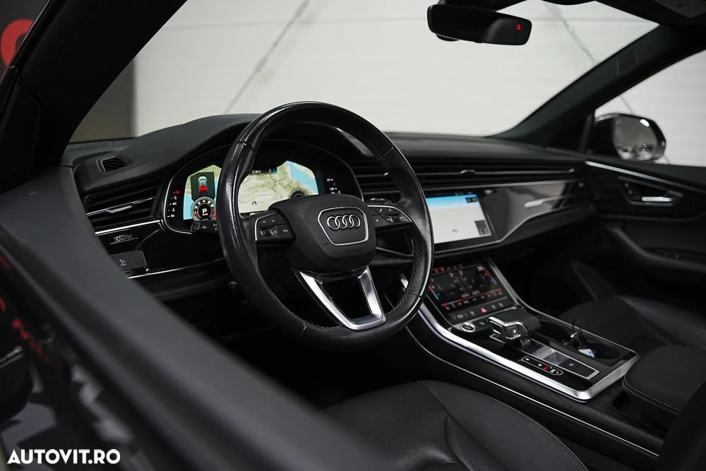 Audi Q8 SUV TFSI quattro 250 kW tiptronic S line business - 11