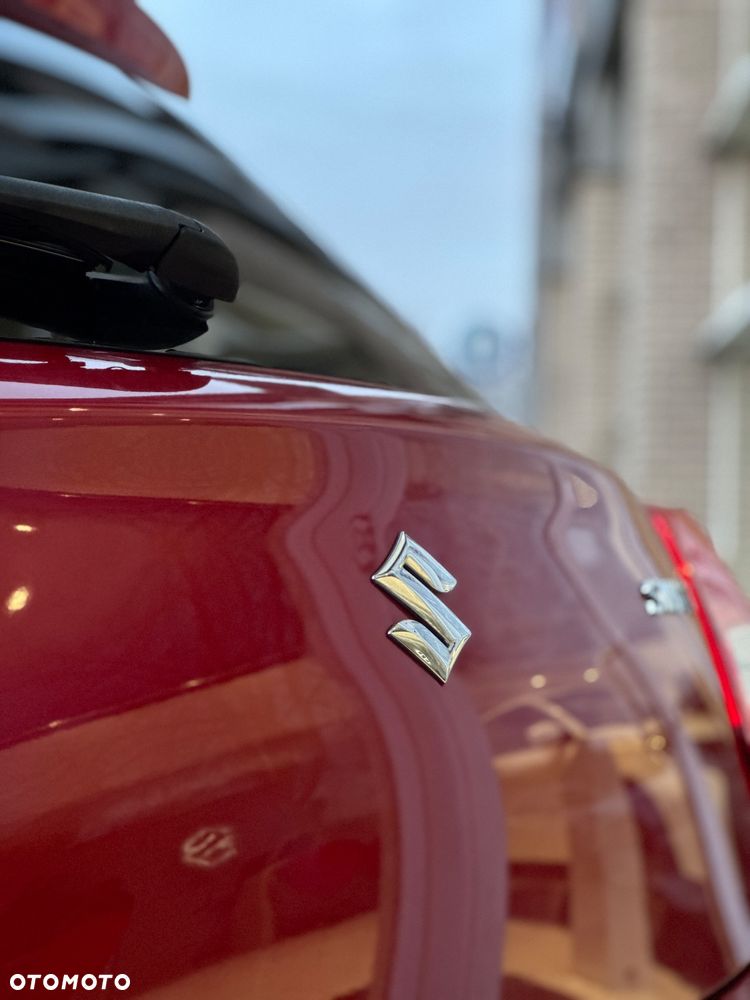 Suzuki Swift 1.2 Premium Plus - 5