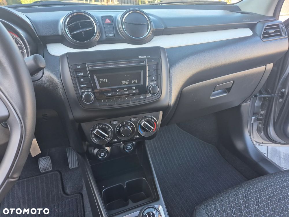 Suzuki Swift 1.2 Dualjet Hybrid Comfort - 13