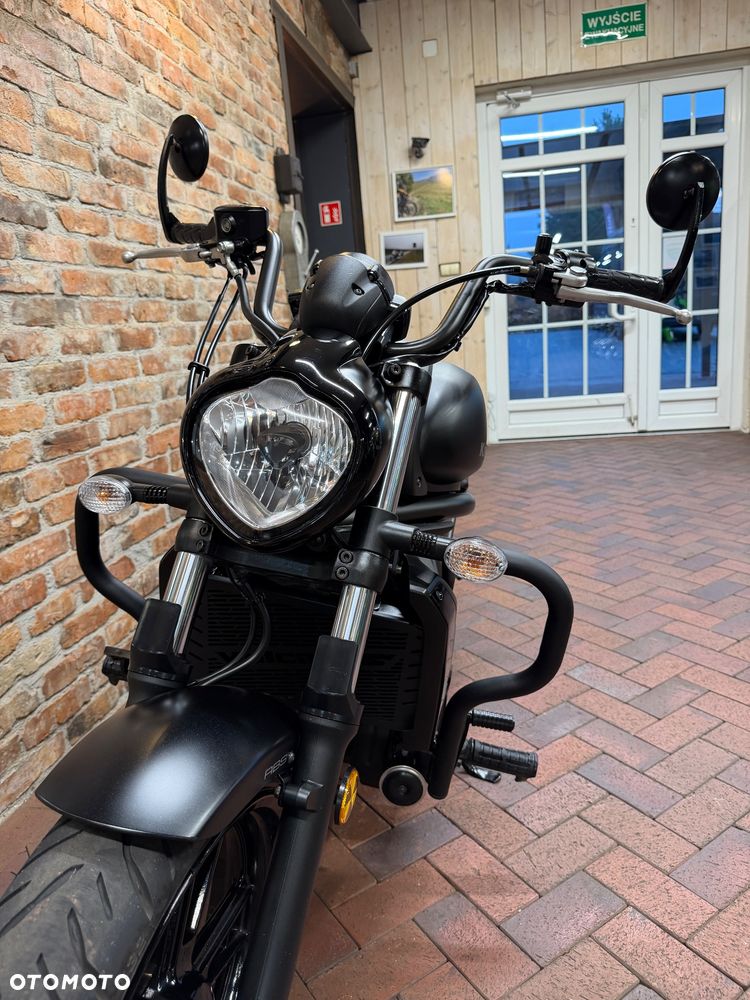Kawasaki Vulcan S - 10