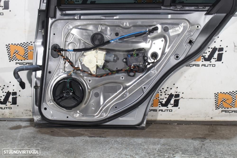 Porta Trás Direita Mercedes-Benz C-Class T-Model (S204)  A2047320410 / - 7