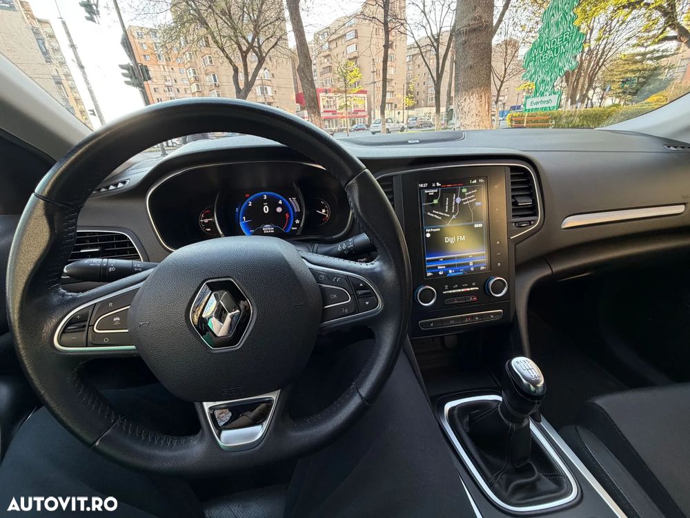 Renault Megane 1.6 dCI Intens - 8