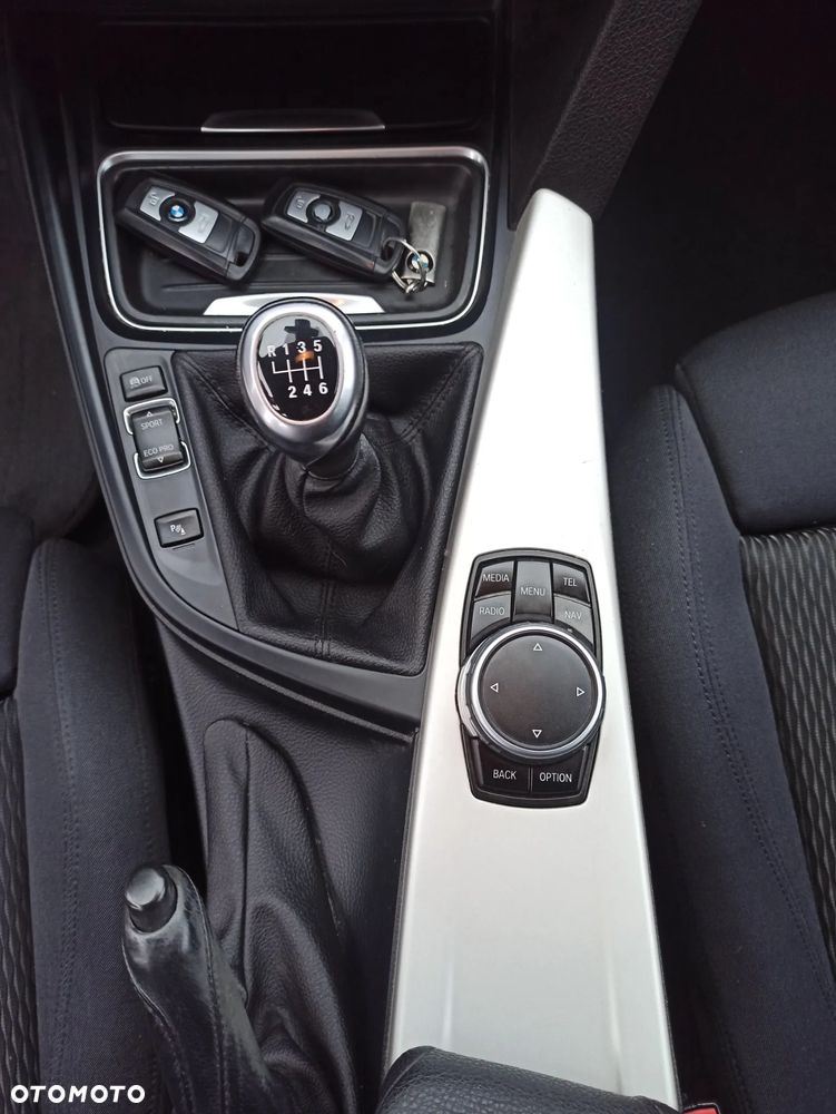 BMW Seria 3 - 21