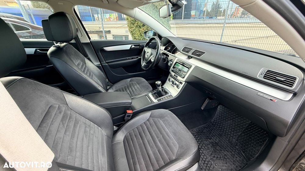 Volkswagen Passat 1.6 TDI BlueMotion Technology Comfortline - 11