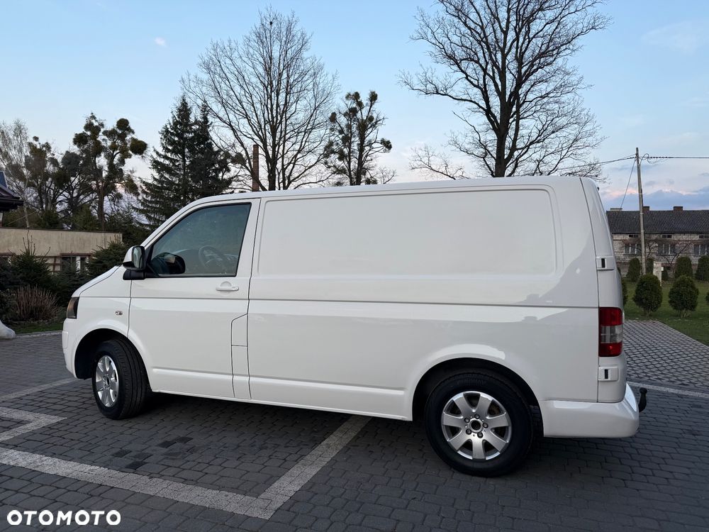 Volkswagen Transporter - 5