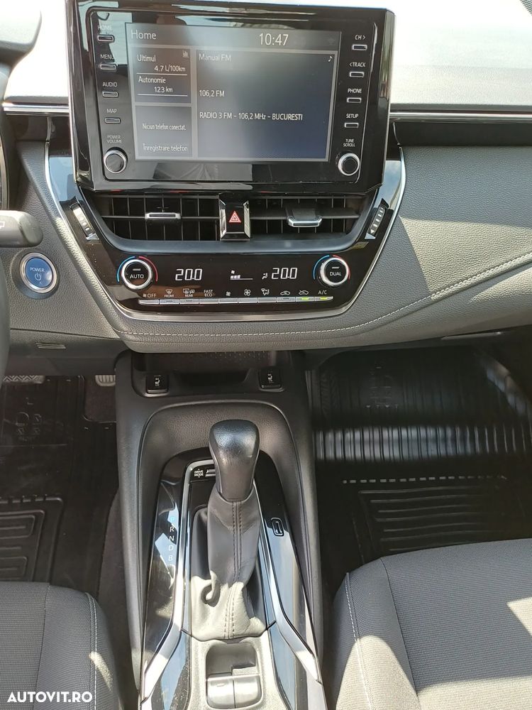 Toyota Corolla 1.8 HSD Dynamic - 11