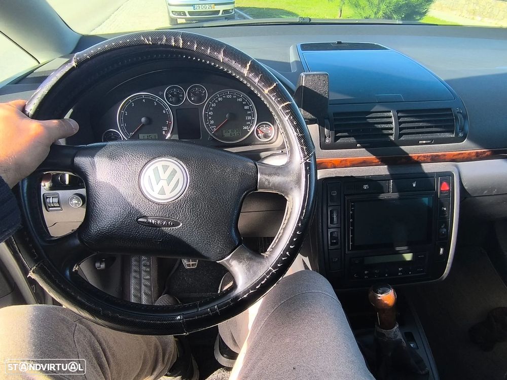 VW Sharan 1.8i T Highline - 10