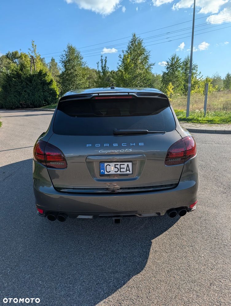 Porsche Cayenne GTS - 5