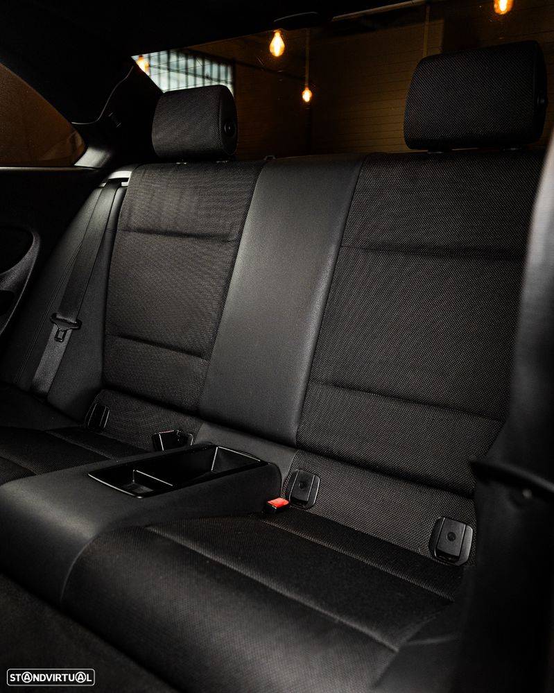BMW 120 d DPF Edition Sport - 21