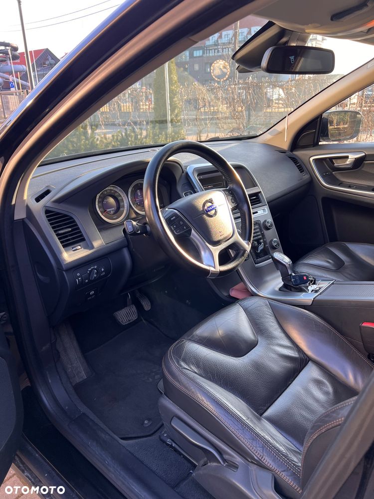 Volvo XC 60 D3 Momentum - 7