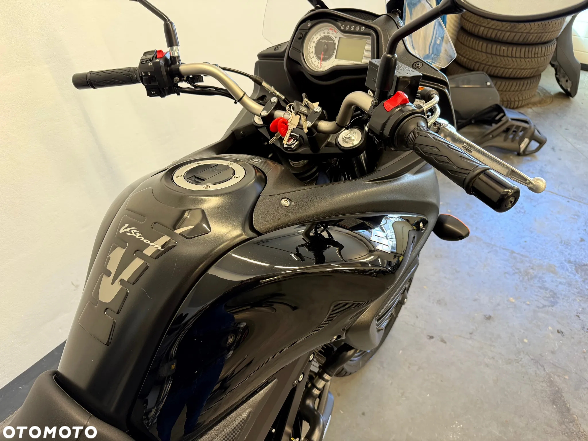 Suzuki V-STROM - 29