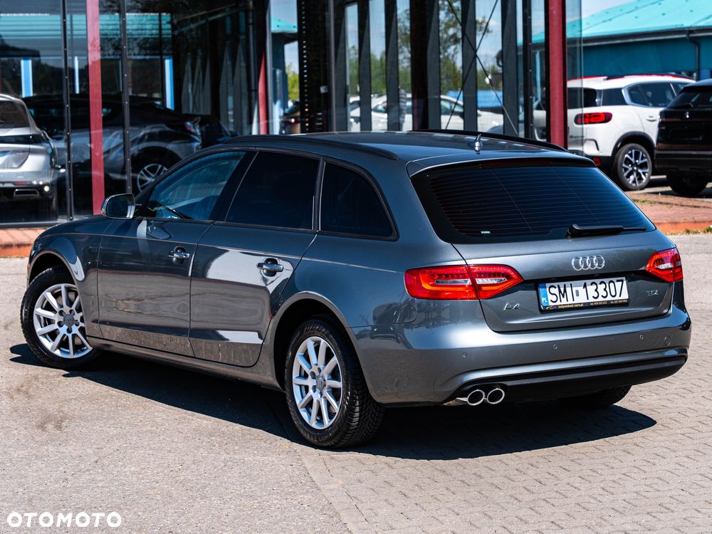 Audi A4 Avant 2.0 TDI DPF clean diesel multitronic Attraction - 19